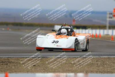 media/Nov-16-2025-CalClub SCCA (Sun) [[2975c16dfc]]/Group 3/Turn 1/